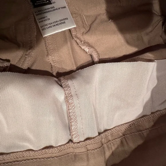Tribal women’s capri khakis- never worn- NEW- size- 10- elastic waist band! - Picture 8 of 10